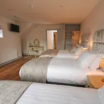 At The Old Barracks Гостевой дом 3*