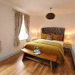 Гостевой дом At The Old Barracks 3*
