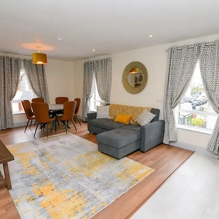 بيت ضيافة At The Old Barracks