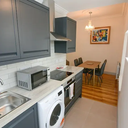 بيت ضيافة At The Old Barracks 3*