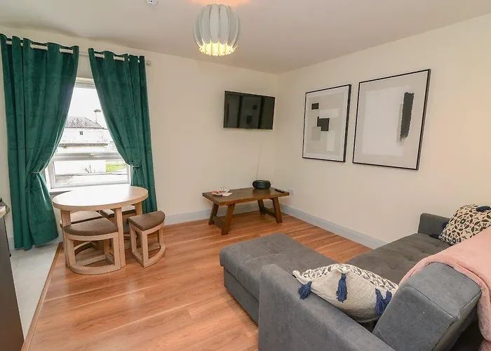 At The Old Barracks Gasthuis Athenry