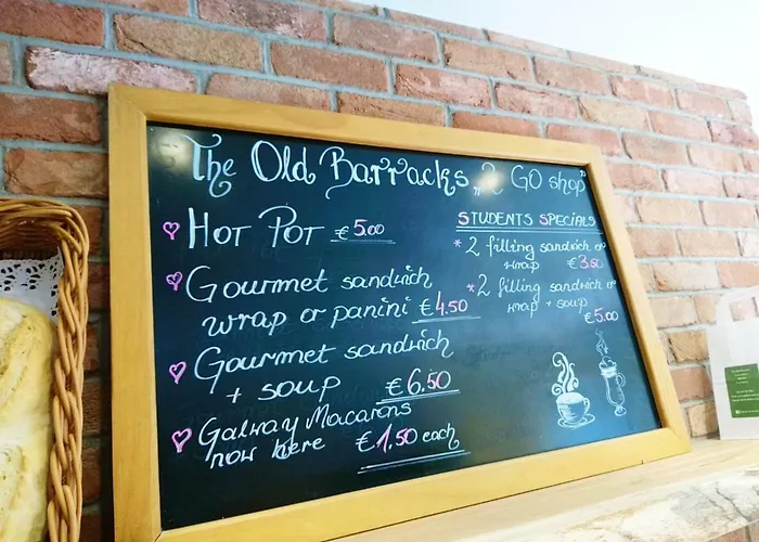 Gasthuis At The Old Barracks Athenry