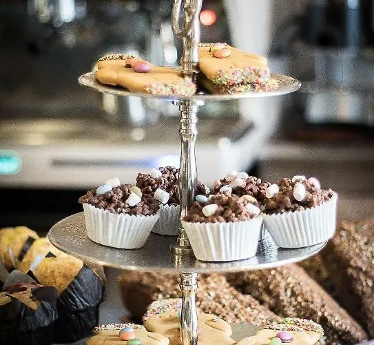 At The Old Barracks 3* Athenry