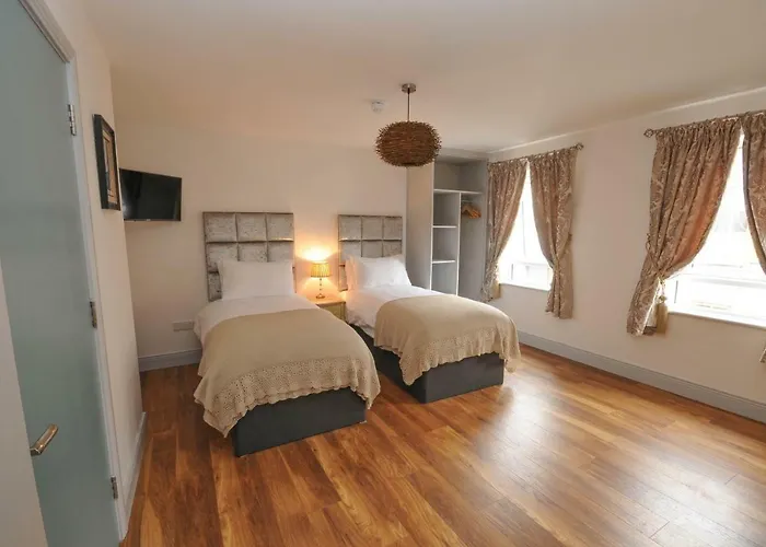 Gasthuis At The Old Barracks Athenry